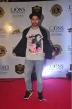 Varun Dhawan at the 21st Lions Gold Awards 2015 in Mumbai on 6th Jan 2015